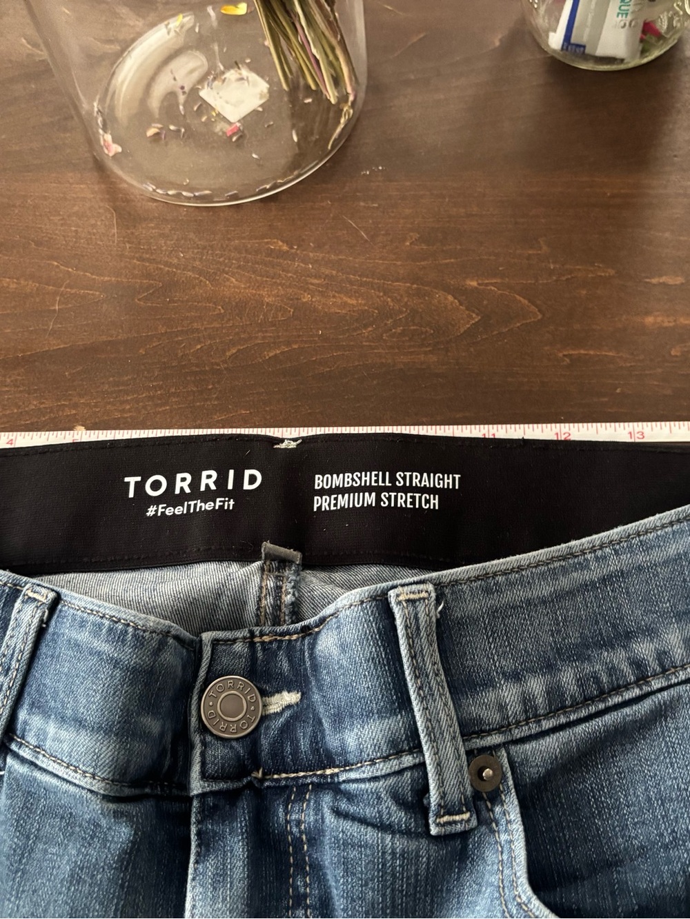Size 12R Torrid Bombshell shape wear
Jeans - Picture 8 of 8